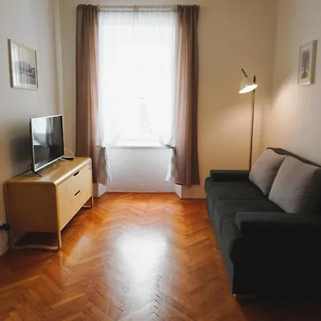 Tt Apartmani - Historic Center Pula * Pula