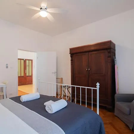Apartman Ttapartmani Póla
