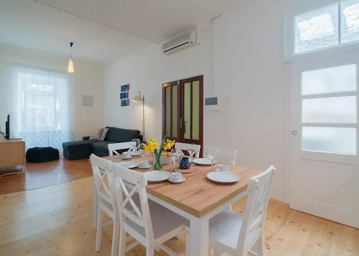 Ttapartmani 아파트 풀라